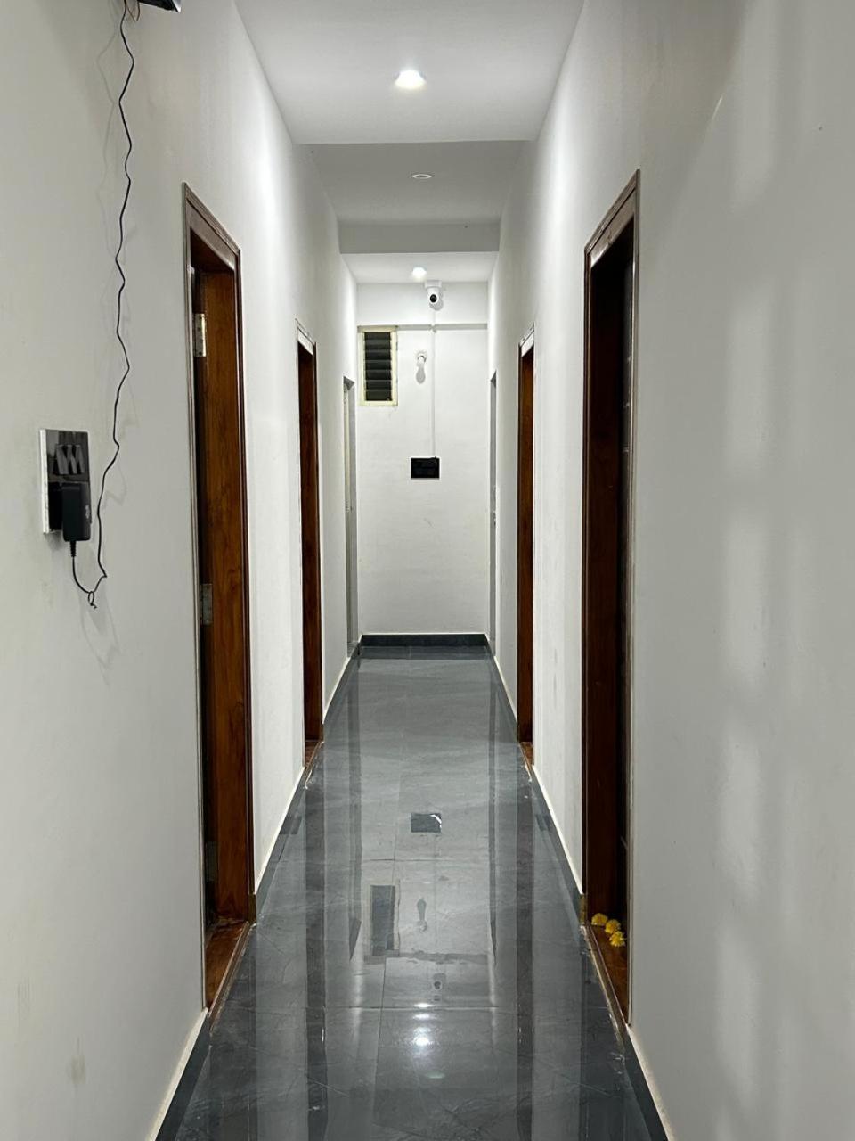 Travel Inn Mysore Vanivilasa Puram Bagian luar foto