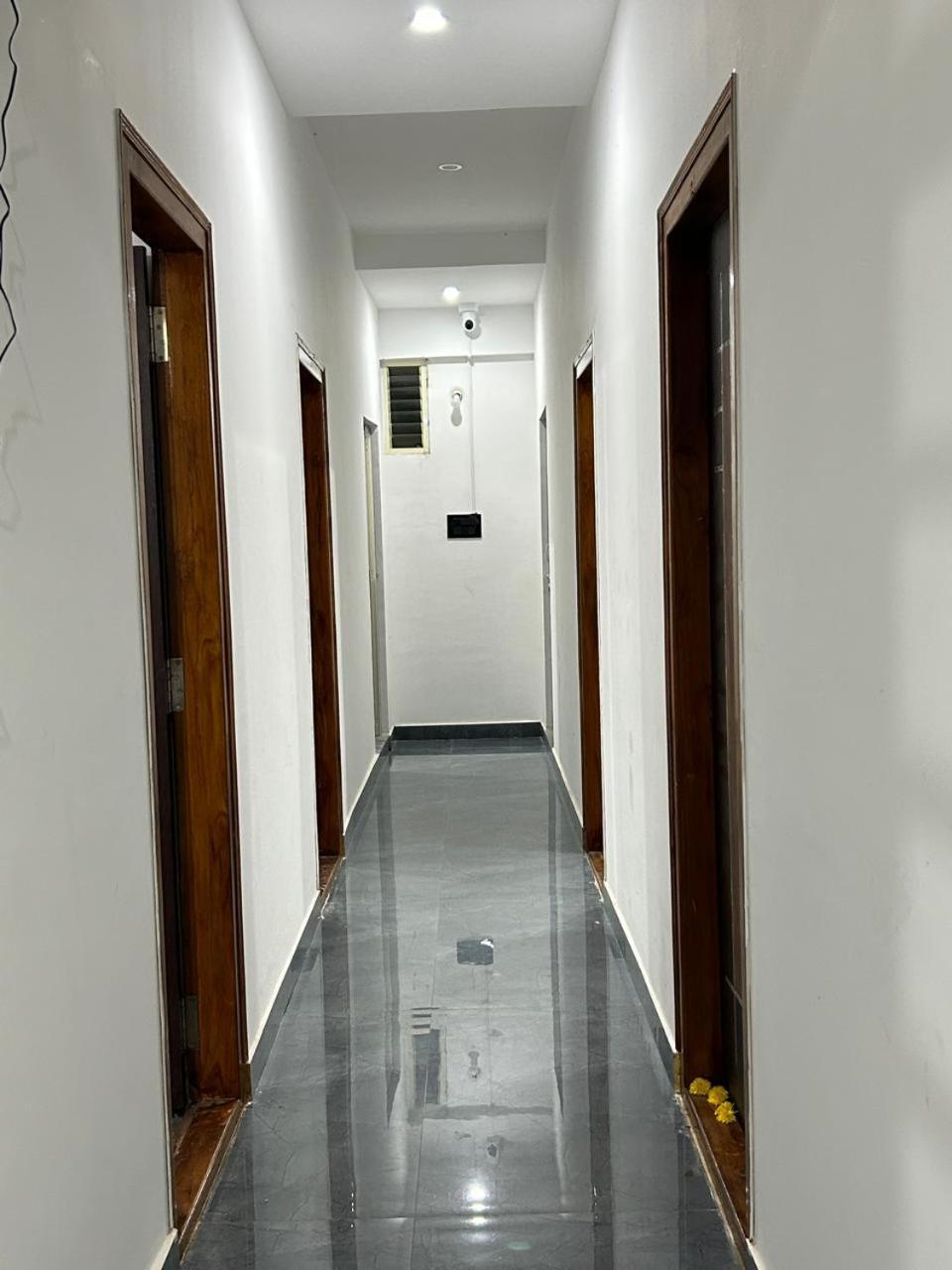 Travel Inn Mysore Vanivilasa Puram Bagian luar foto